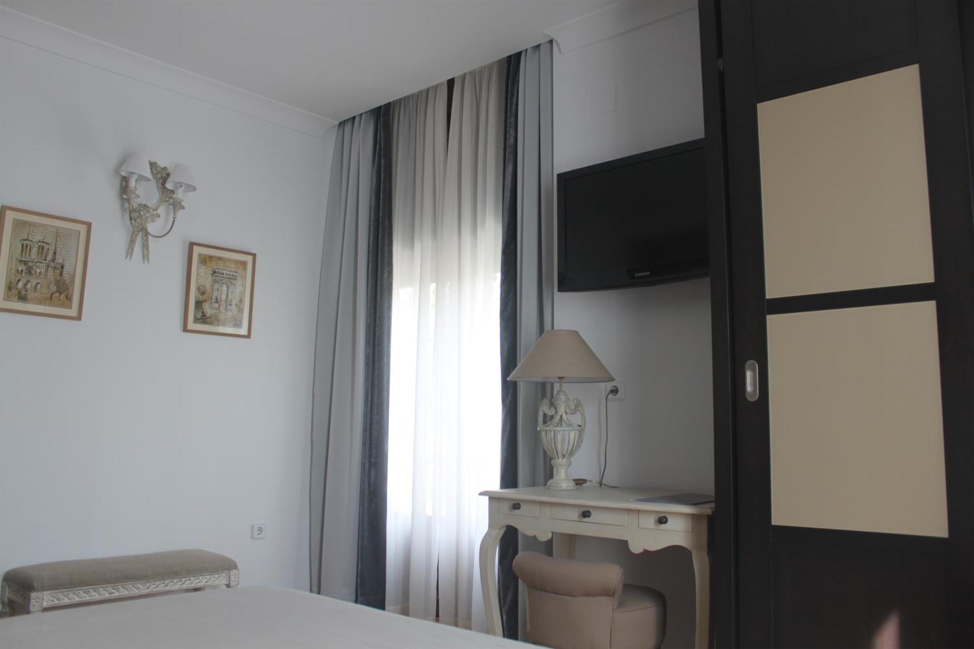 Hotel Villa Maria 카브라 외부 사진